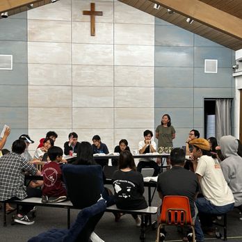 Small group Bible study at a Korean church in Honolulu Hawaii representing the midweek discipleship and fellowship programs at Hansarang Fellowship of Hawaii
